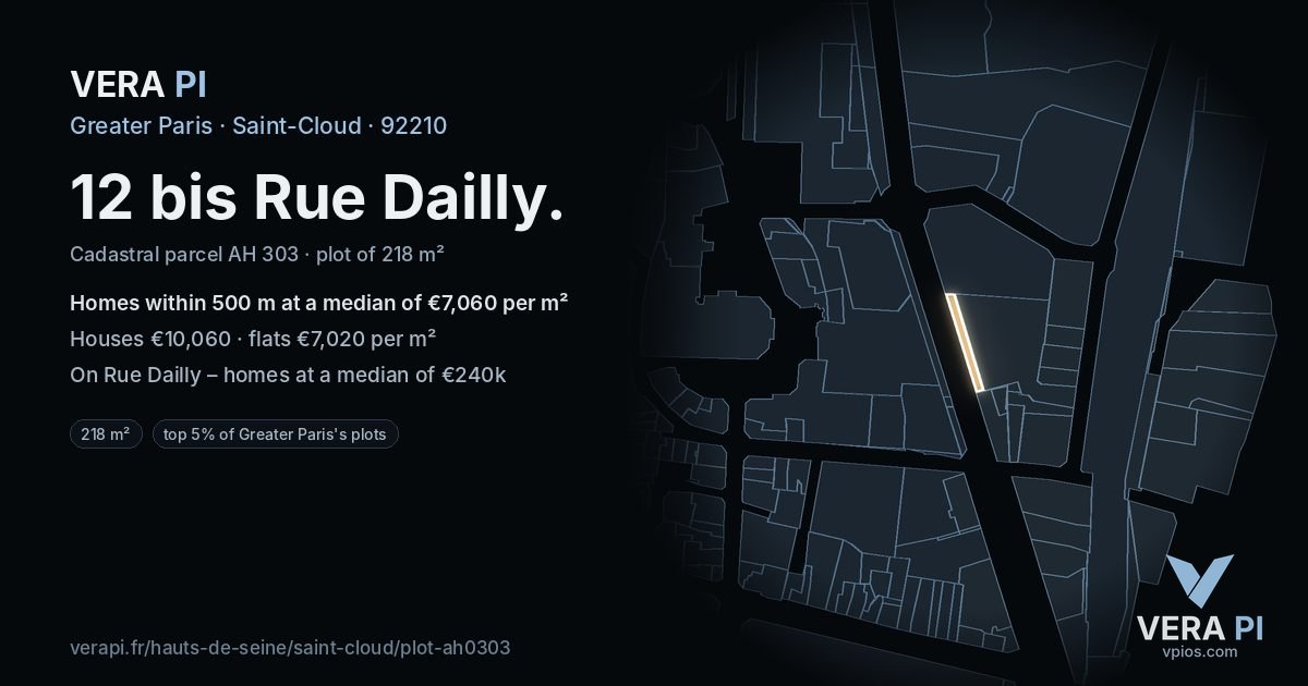 12 bis Rue Dailly, Saint-Cloud at night – the plot lit, the parcels around coloured by the prices near them