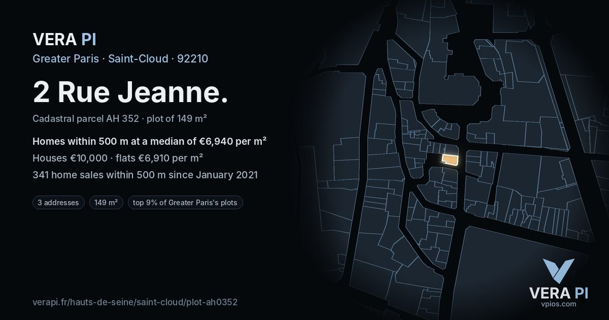 2 Rue Jeanne, Saint-Cloud at night – the plot lit, the parcels around coloured by the prices near them