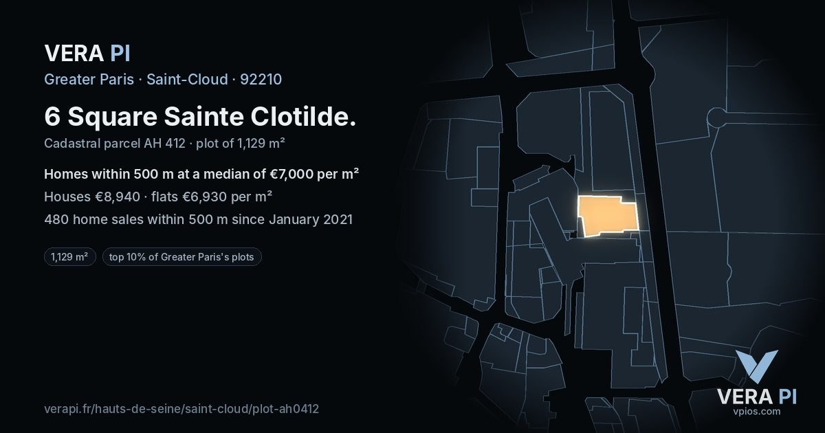 6 Square Sainte Clotilde, Saint-Cloud at night – the plot lit, the parcels around coloured by the prices near them