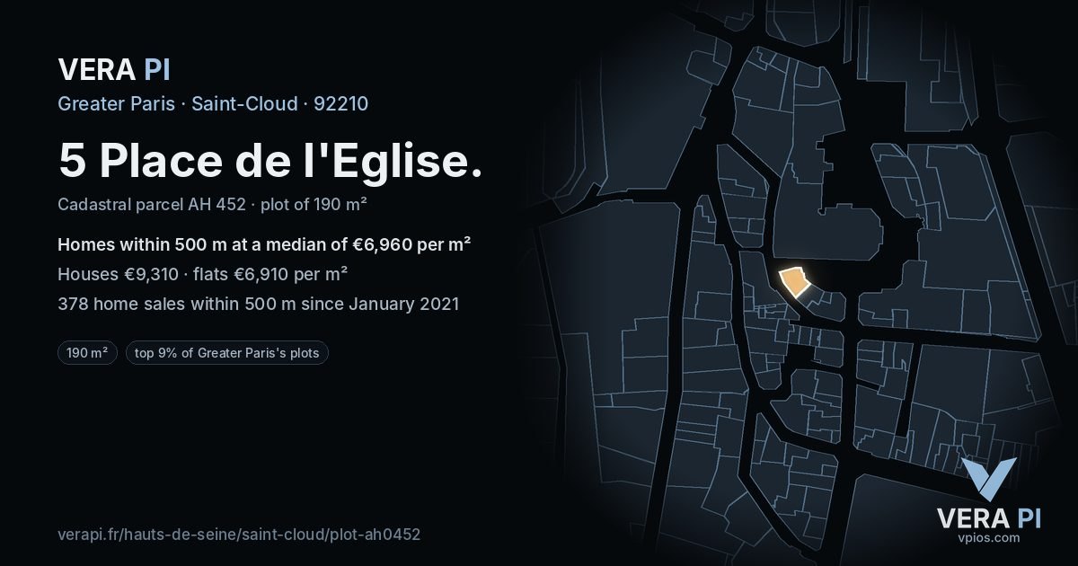 5 Place de l'Eglise, Saint-Cloud at night – the plot lit, the parcels around coloured by the prices near them
