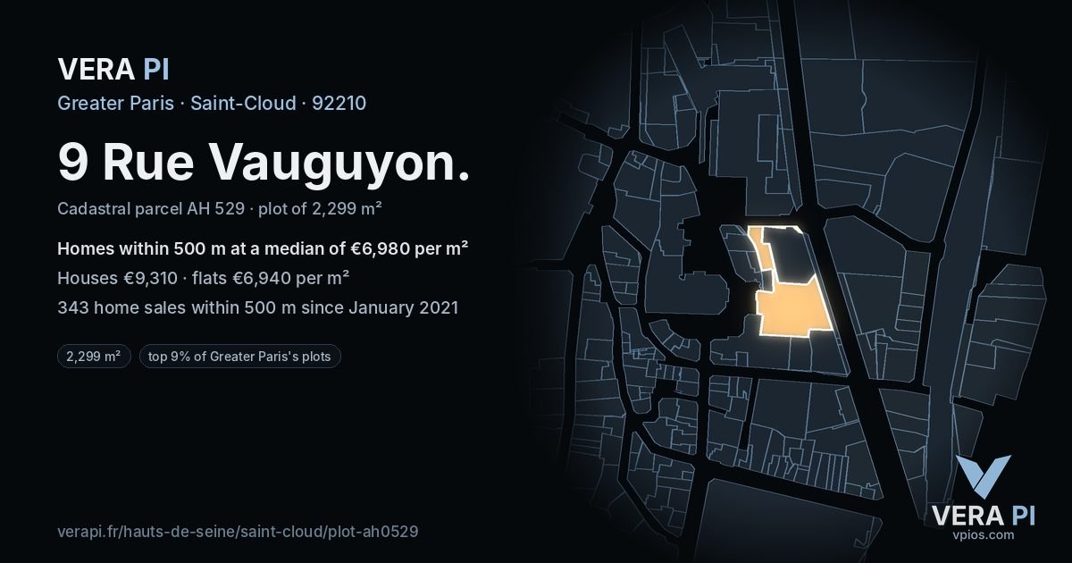 9 Rue Vauguyon, Saint-Cloud at night – the plot lit, the parcels around coloured by the prices near them