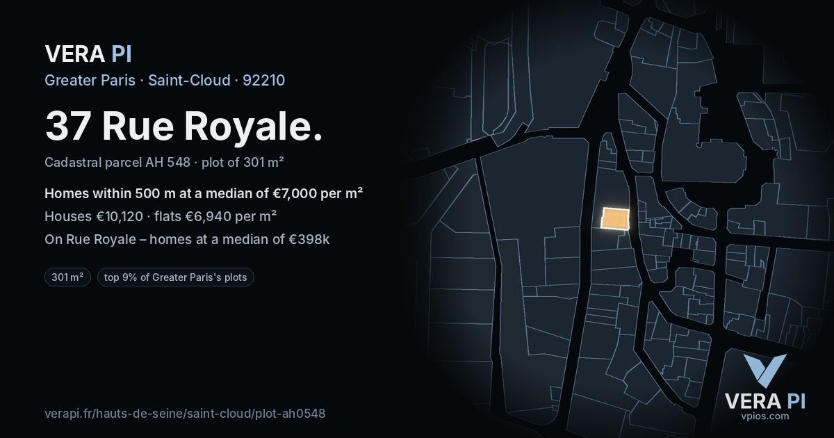 37 Rue Royale, Saint-Cloud at night – the plot lit, the parcels around coloured by the prices near them