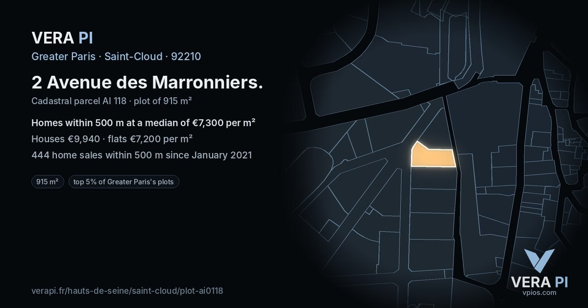 2 Avenue des Marronniers, Saint-Cloud at night – the plot lit, the parcels around coloured by the prices near them
