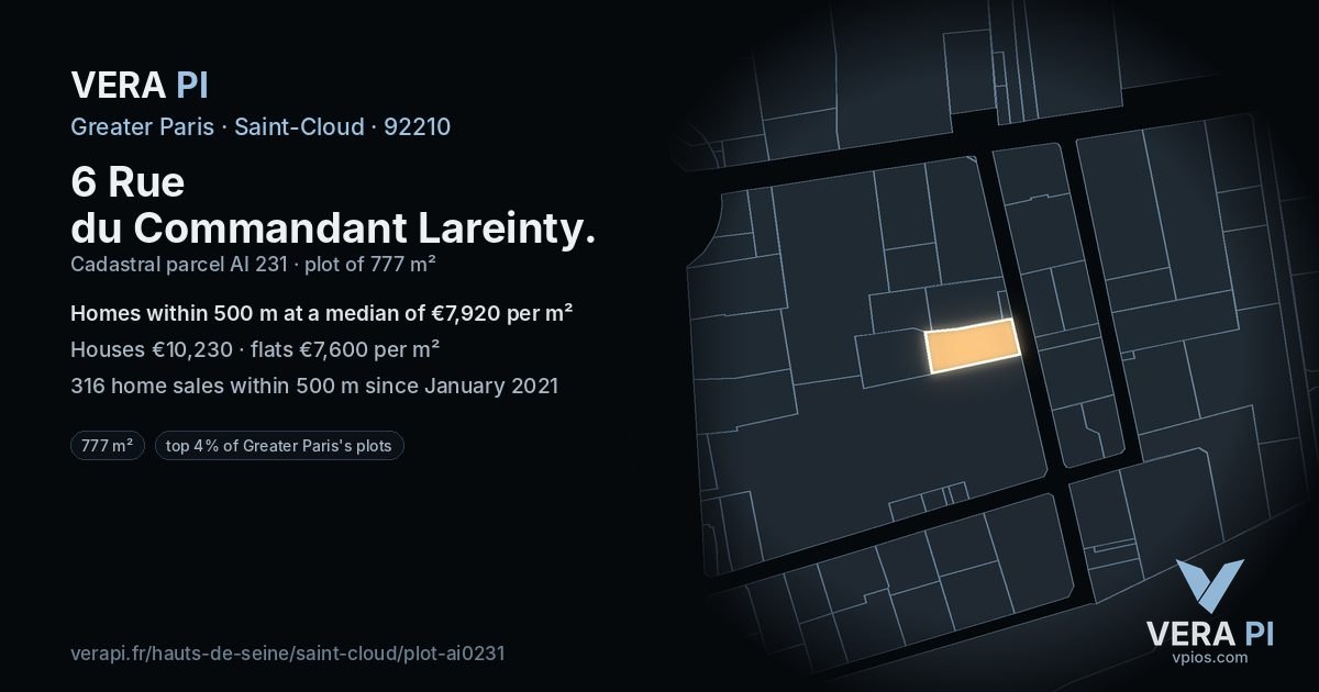 6 Rue du Commandant Lareinty, Saint-Cloud at night – the plot lit, the parcels around coloured by the prices near them
