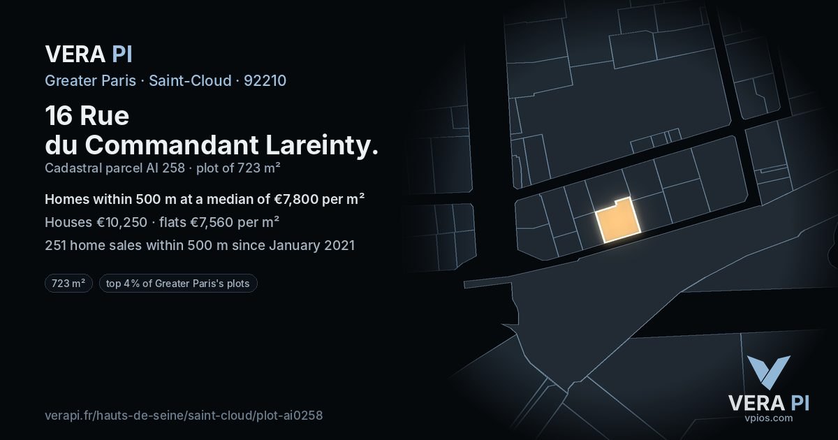 16 Rue du Commandant Lareinty, Saint-Cloud at night – the plot lit, the parcels around coloured by the prices near them