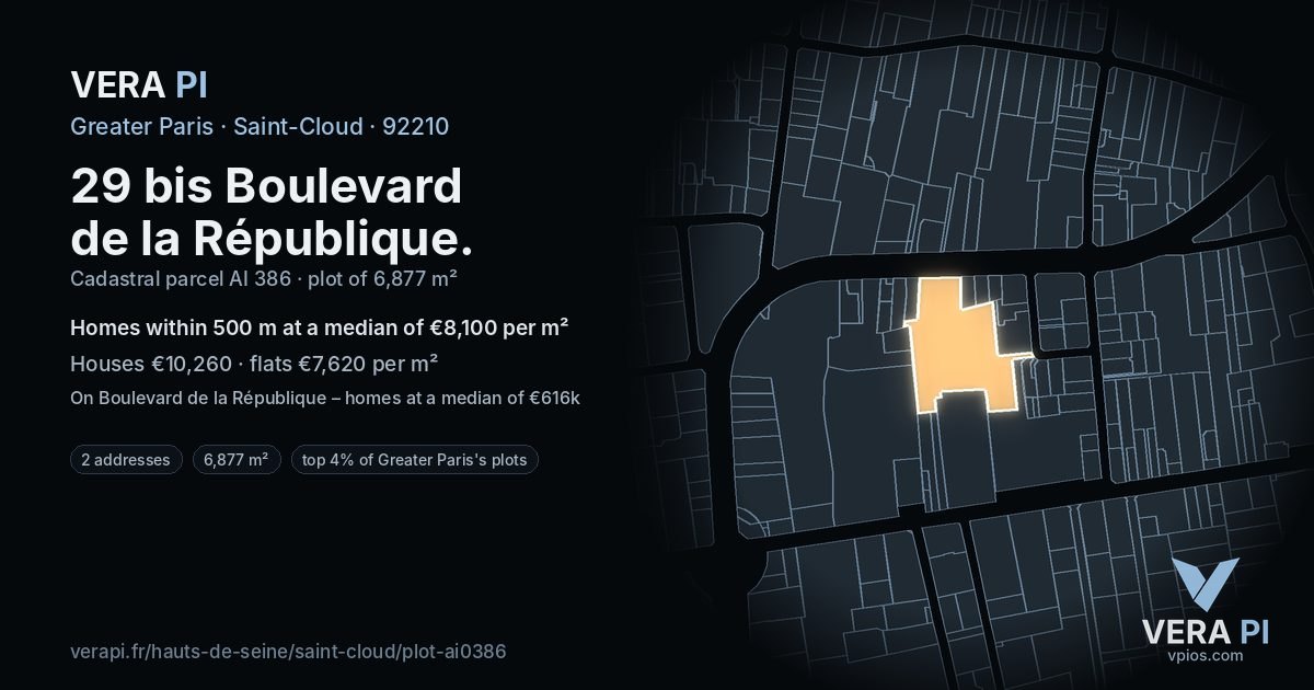 29 bis Boulevard de la République, Saint-Cloud at night – the plot lit, the parcels around coloured by the prices near them
