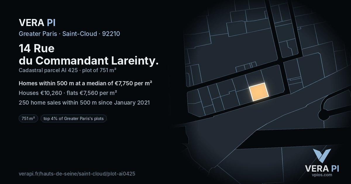 14 Rue du Commandant Lareinty, Saint-Cloud at night – the plot lit, the parcels around coloured by the prices near them