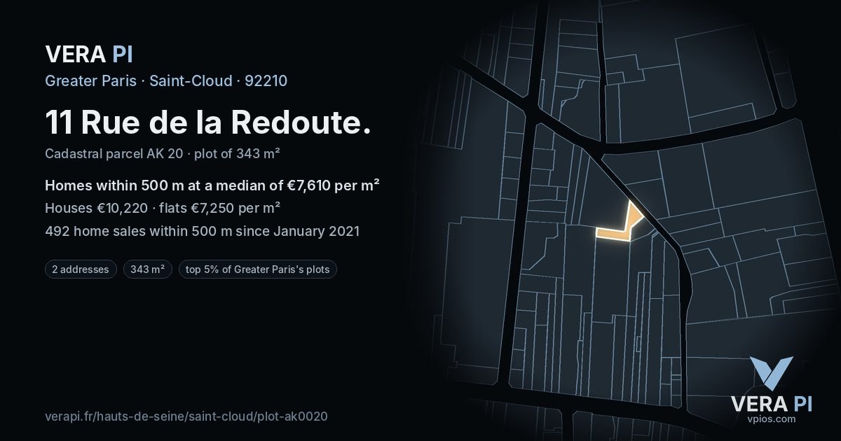 11 Rue de la Redoute, Saint-Cloud at night – the plot lit, the parcels around coloured by the prices near them