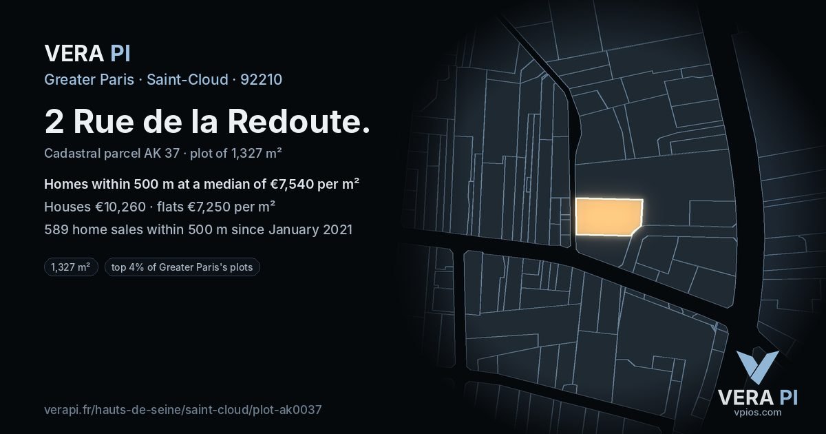 2 Rue de la Redoute, Saint-Cloud at night – the plot lit, the parcels around coloured by the prices near them