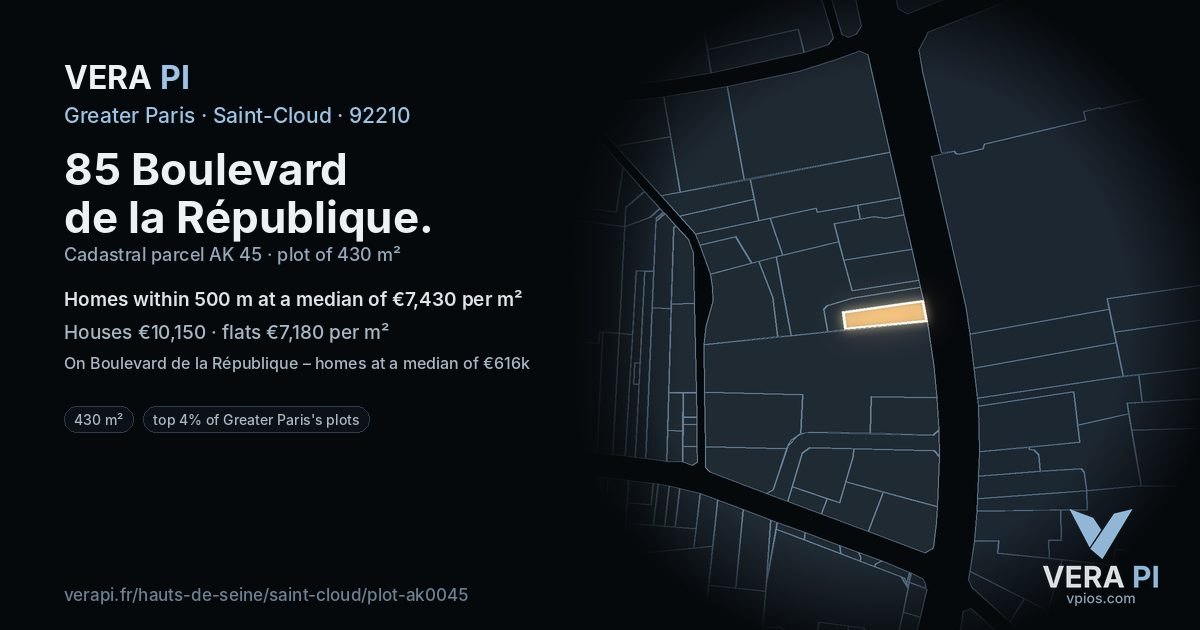 85 Boulevard de la République, Saint-Cloud at night – the plot lit, the parcels around coloured by the prices near them
