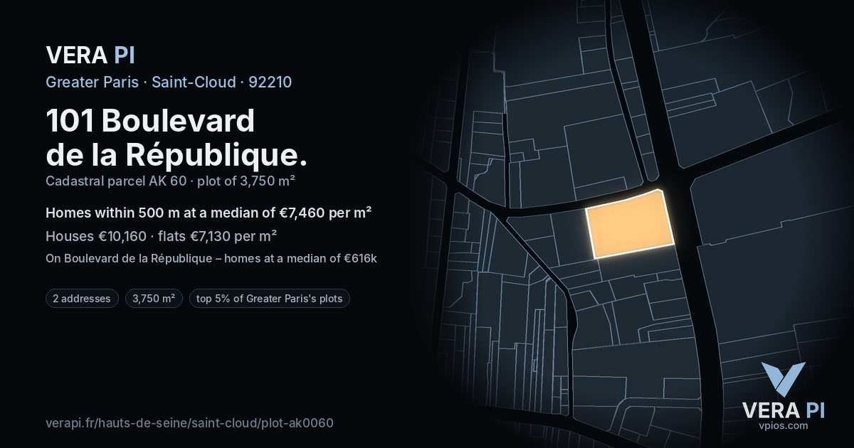 101 Boulevard de la République, Saint-Cloud at night – the plot lit, the parcels around coloured by the prices near them