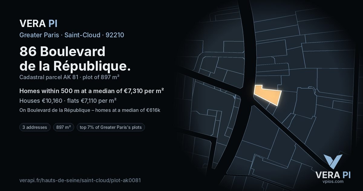 86 Boulevard de la République, Saint-Cloud at night – the plot lit, the parcels around coloured by the prices near them