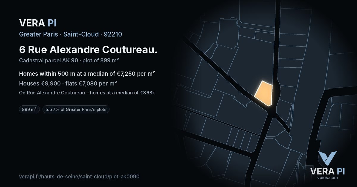 6 Rue Alexandre Coutureau, Saint-Cloud at night – the plot lit, the parcels around coloured by the prices near them