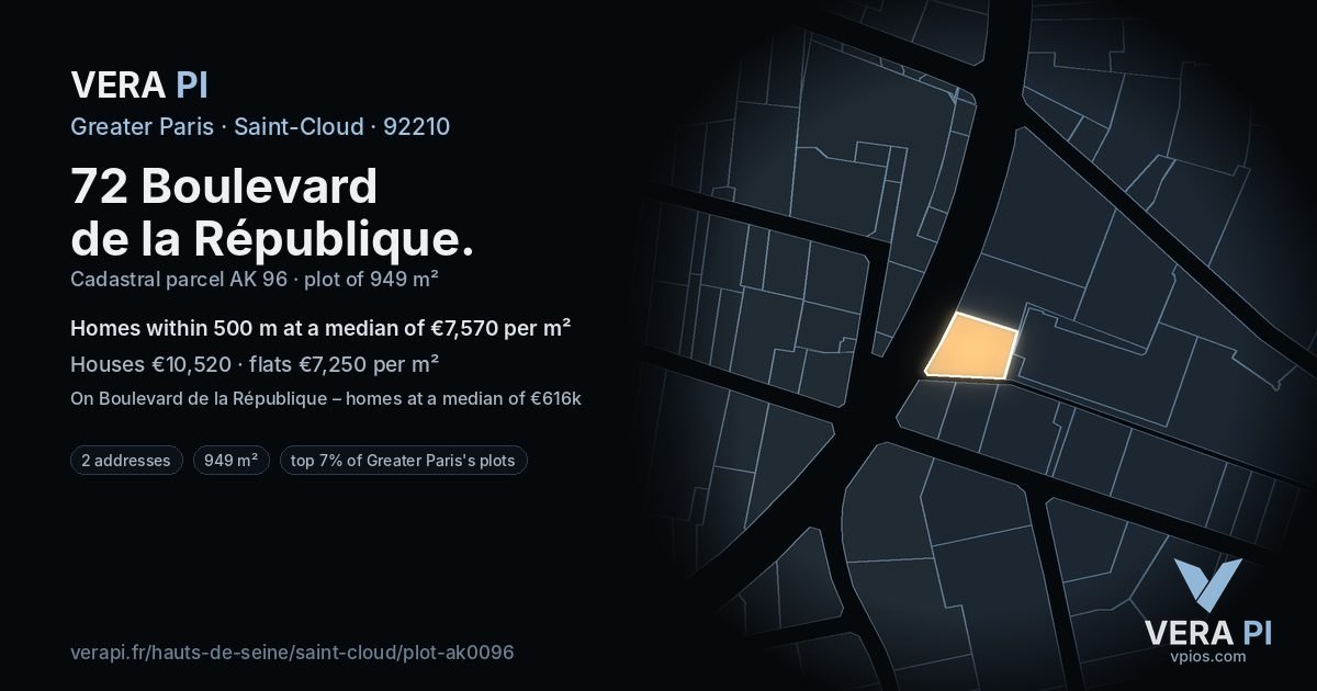 72 Boulevard de la République, Saint-Cloud at night – the plot lit, the parcels around coloured by the prices near them