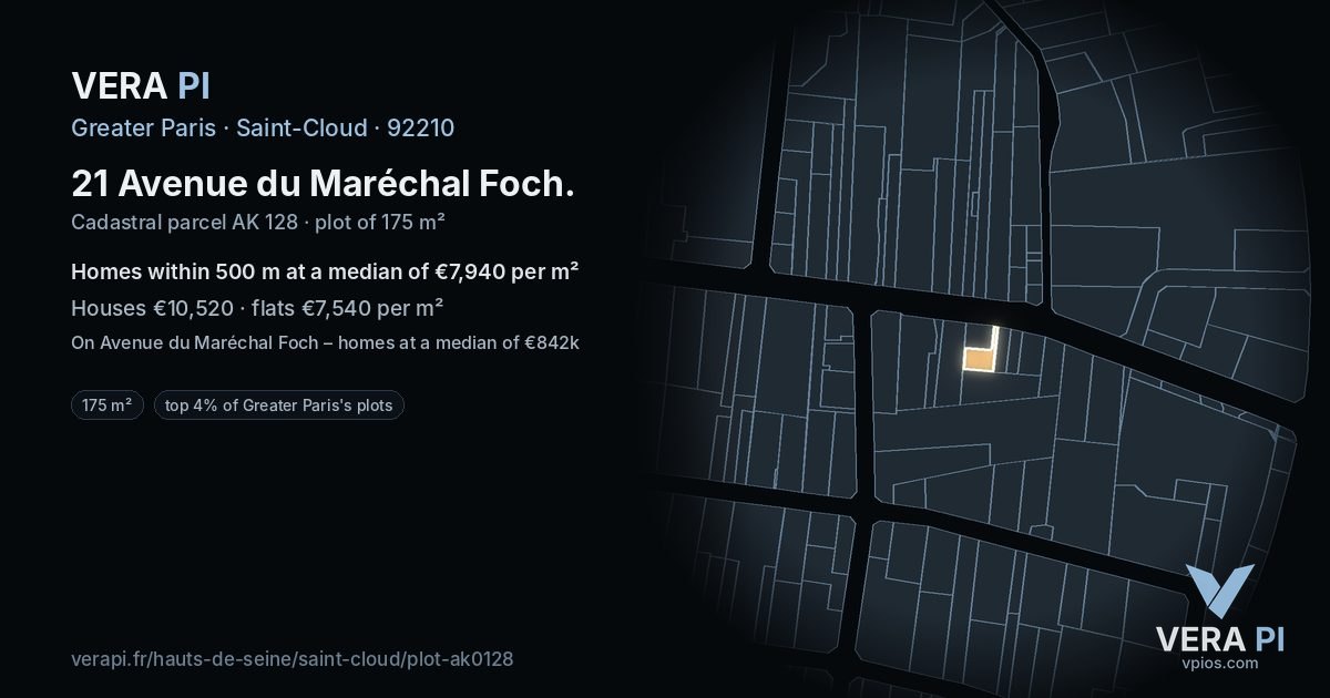 21 Avenue du Maréchal Foch, Saint-Cloud at night – the plot lit, the parcels around coloured by the prices near them