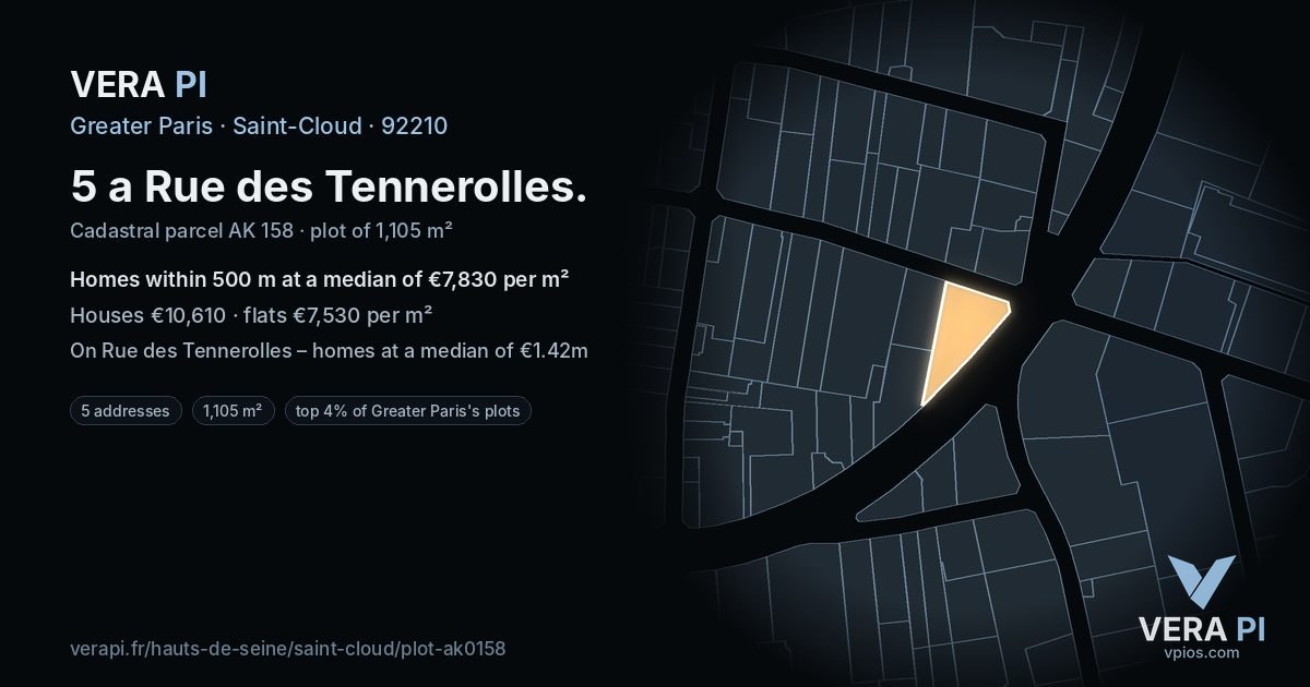 5 a Rue des Tennerolles, Saint-Cloud at night – the plot lit, the parcels around coloured by the prices near them