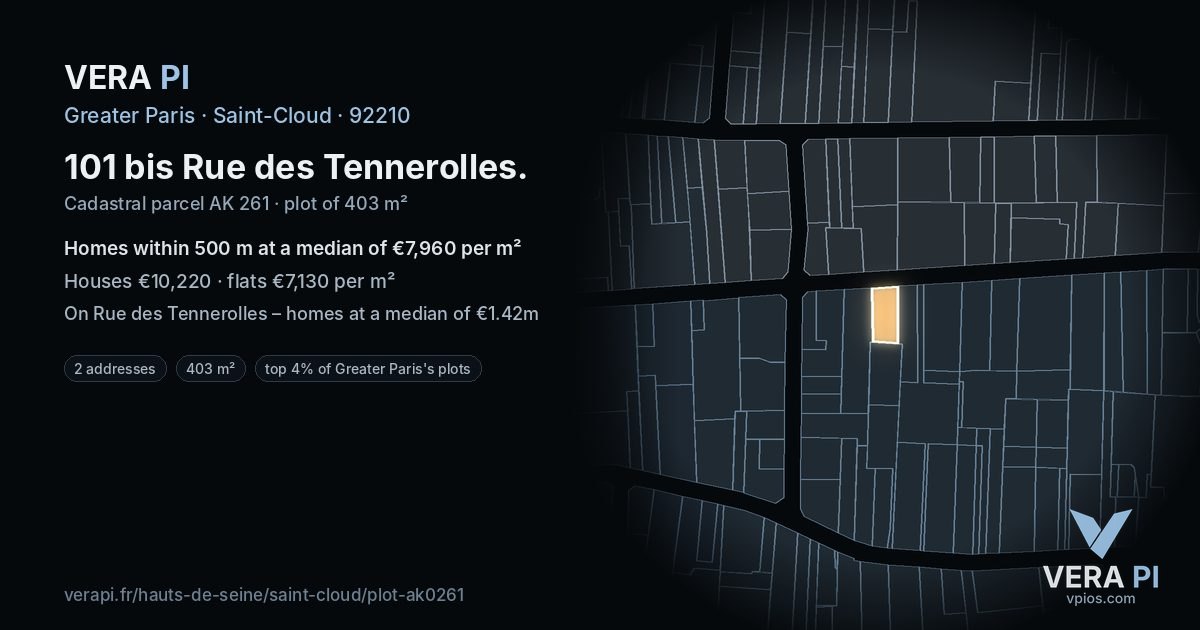 101 bis Rue des Tennerolles, Saint-Cloud at night – the plot lit, the parcels around coloured by the prices near them