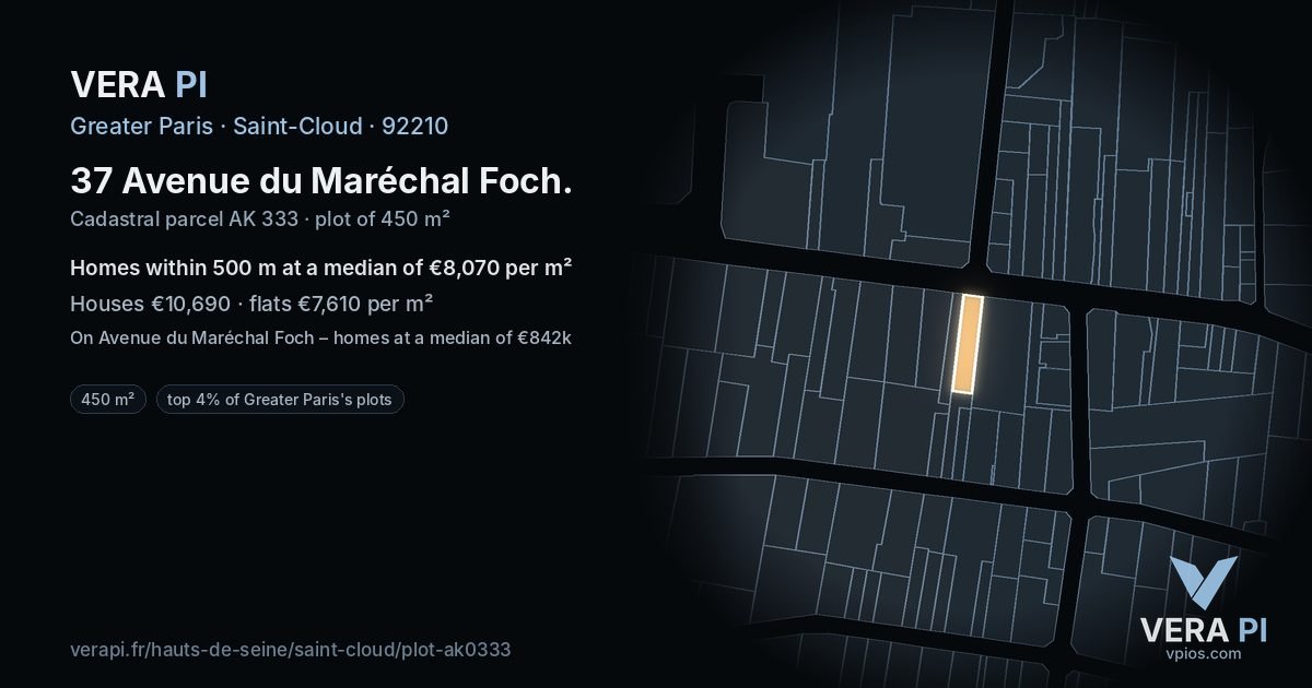 37 Avenue du Maréchal Foch, Saint-Cloud at night – the plot lit, the parcels around coloured by the prices near them