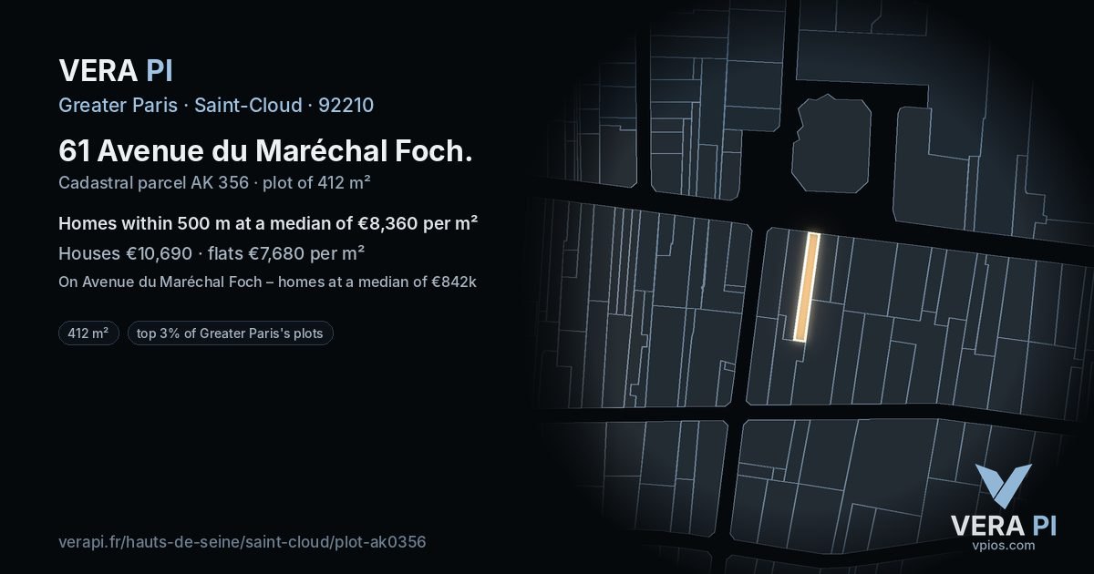 61 Avenue du Maréchal Foch, Saint-Cloud at night – the plot lit, the parcels around coloured by the prices near them