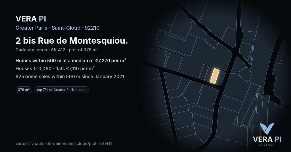 2 bis Rue de Montesquiou, Saint-Cloud at night – the plot lit, the parcels around coloured by the prices near them