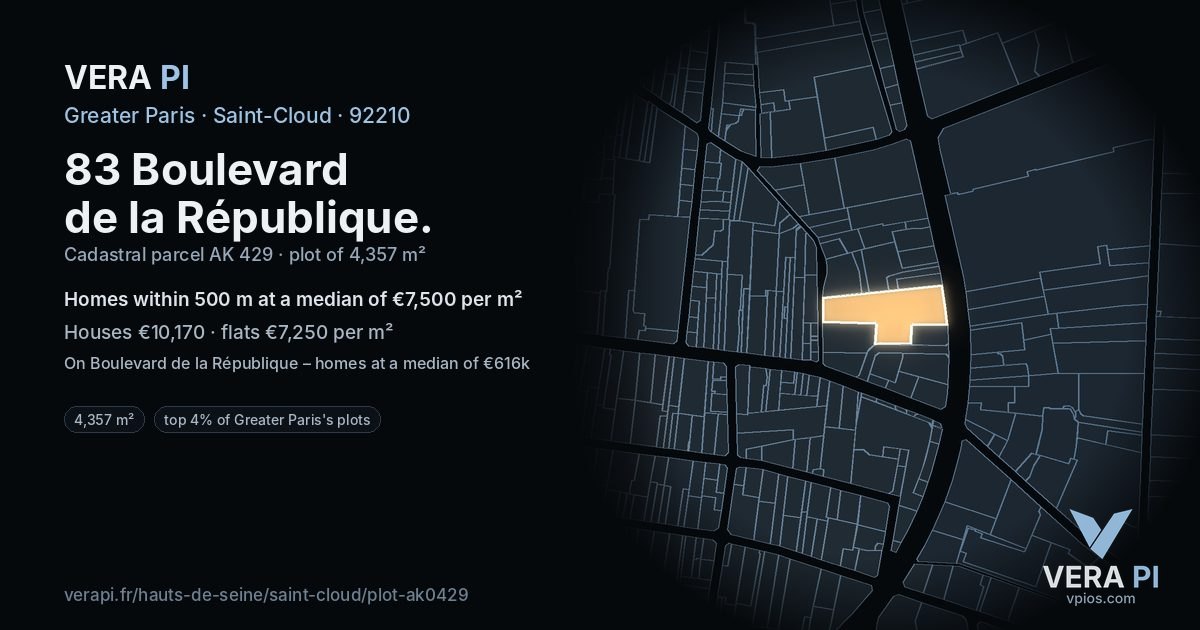 83 Boulevard de la République, Saint-Cloud at night – the plot lit, the parcels around coloured by the prices near them