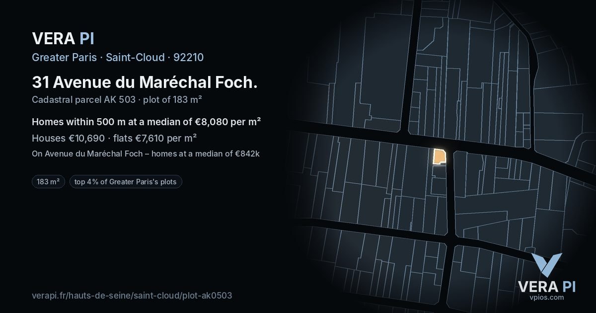 31 Avenue du Maréchal Foch, Saint-Cloud at night – the plot lit, the parcels around coloured by the prices near them