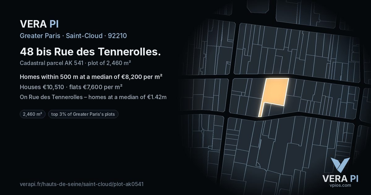 48 bis Rue des Tennerolles, Saint-Cloud at night – the plot lit, the parcels around coloured by the prices near them