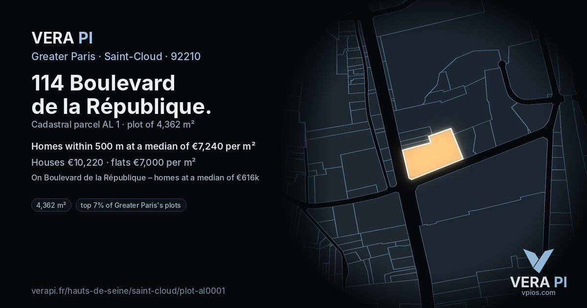 114 Boulevard de la République, Saint-Cloud at night – the plot lit, the parcels around coloured by the prices near them