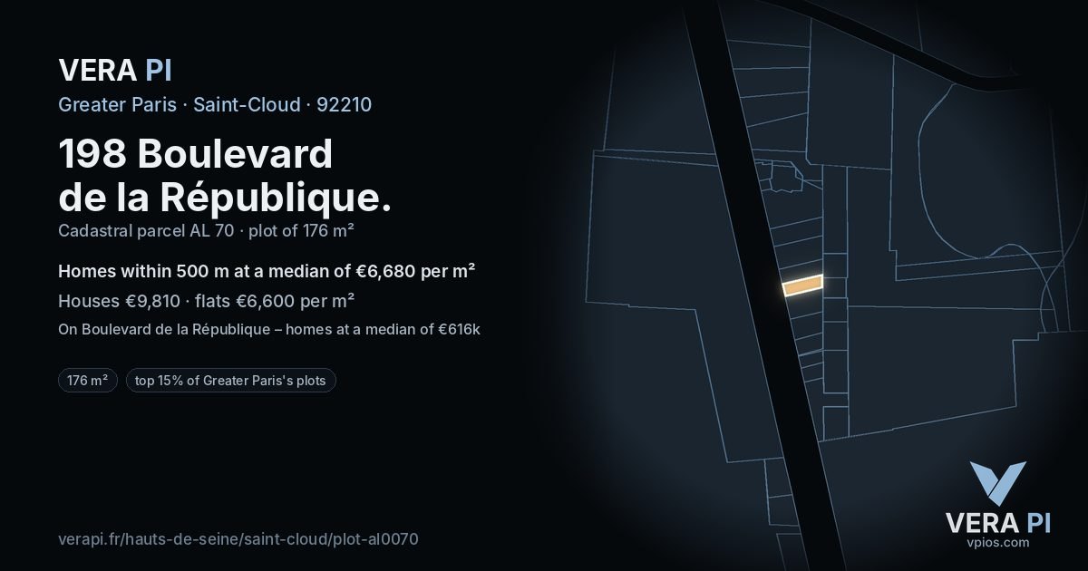 198 Boulevard de la République, Saint-Cloud at night – the plot lit, the parcels around coloured by the prices near them