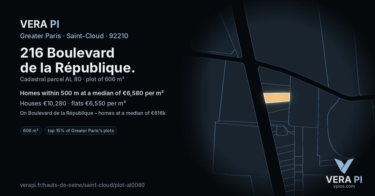 216 Boulevard de la République, Saint-Cloud at night – the plot lit, the parcels around coloured by the prices near them