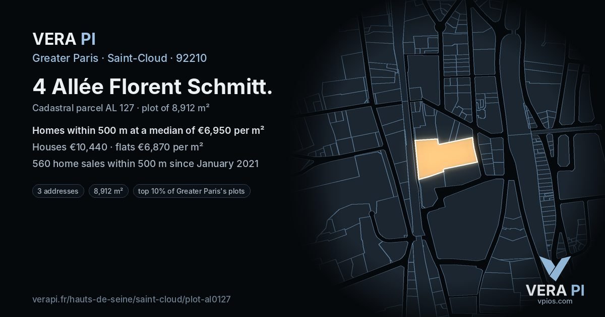 4 Allée Florent Schmitt, Saint-Cloud at night – the plot lit, the parcels around coloured by the prices near them
