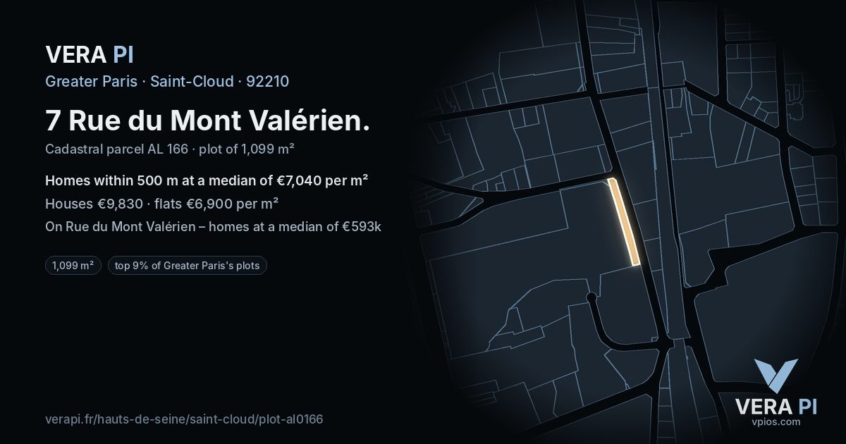 7 Rue du Mont Valérien, Saint-Cloud at night – the plot lit, the parcels around coloured by the prices near them
