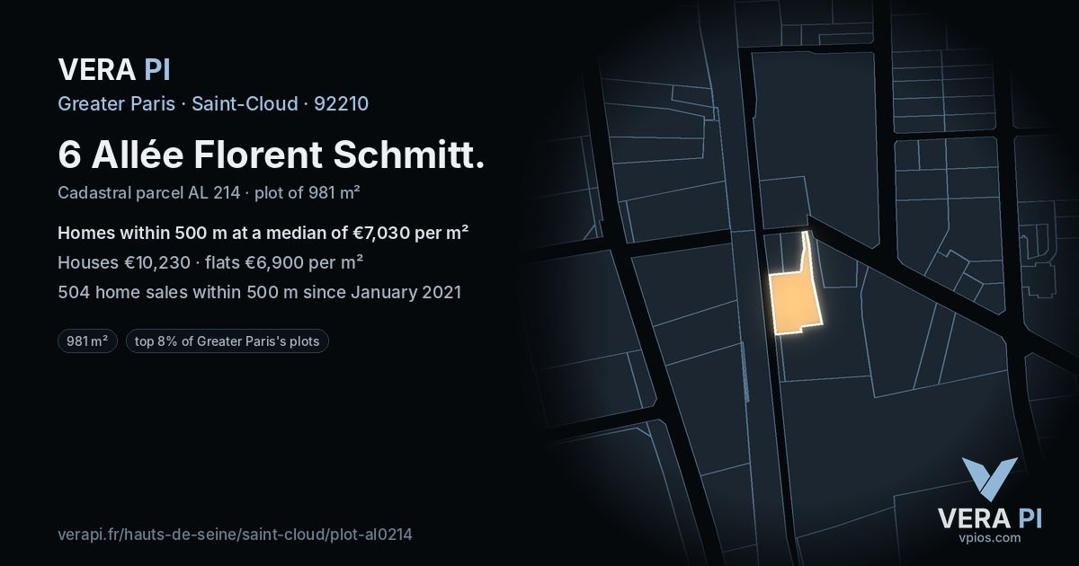 6 Allée Florent Schmitt, Saint-Cloud at night – the plot lit, the parcels around coloured by the prices near them