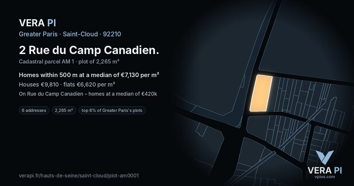 2 Rue du Camp Canadien, Saint-Cloud at night – the plot lit, the parcels around coloured by the prices near them