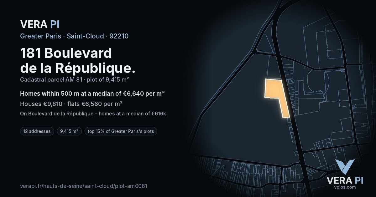 181 Boulevard de la République, Saint-Cloud at night – the plot lit, the parcels around coloured by the prices near them