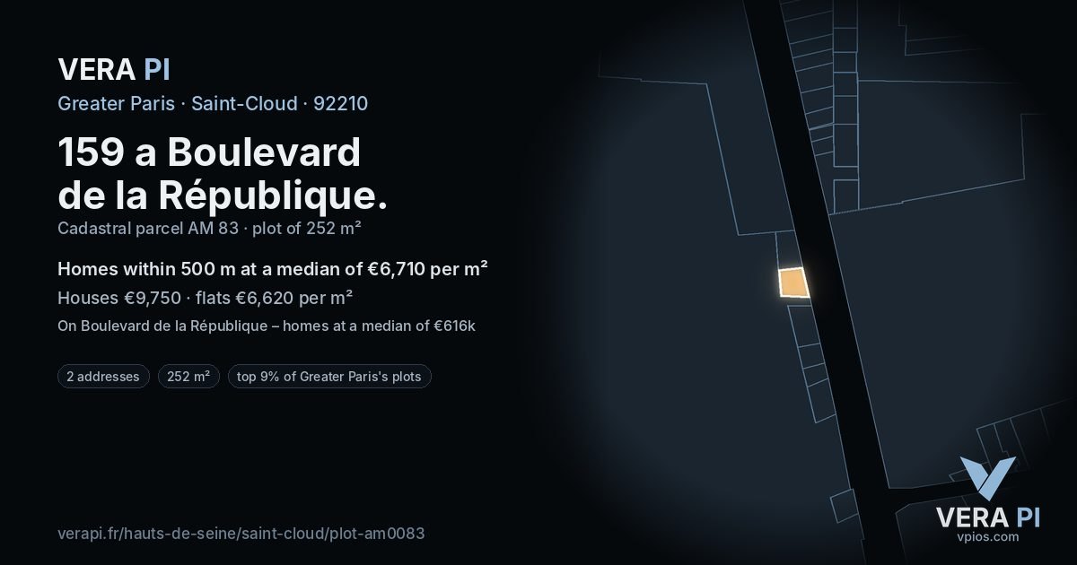 159 a Boulevard de la République, Saint-Cloud at night – the plot lit, the parcels around coloured by the prices near them