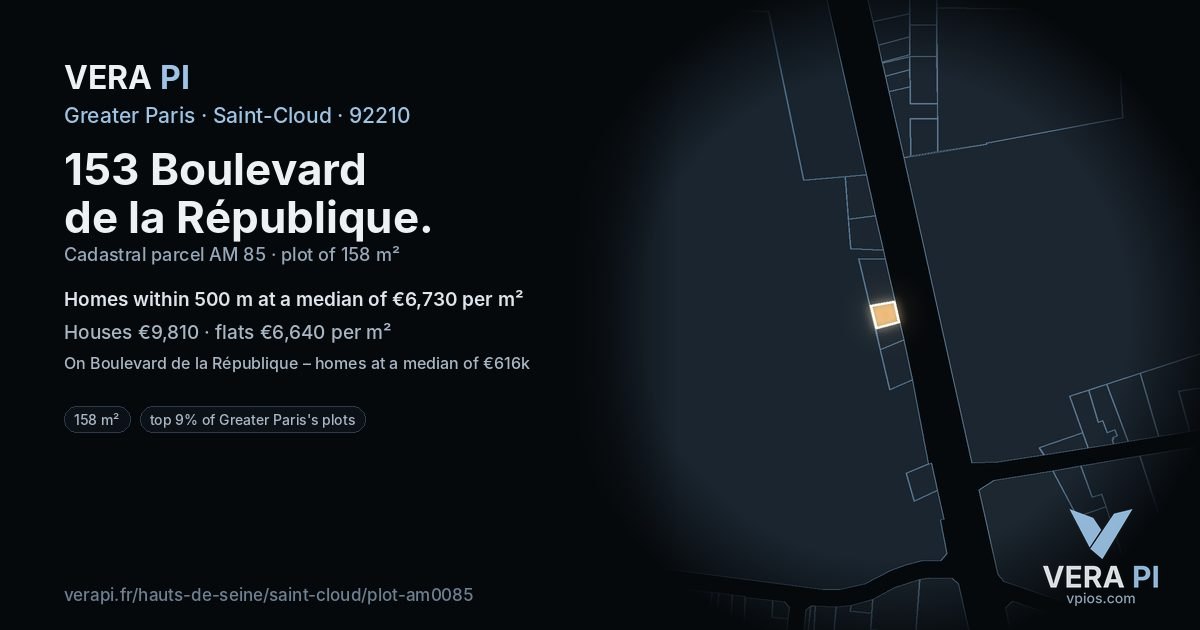 153 Boulevard de la République, Saint-Cloud at night – the plot lit, the parcels around coloured by the prices near them