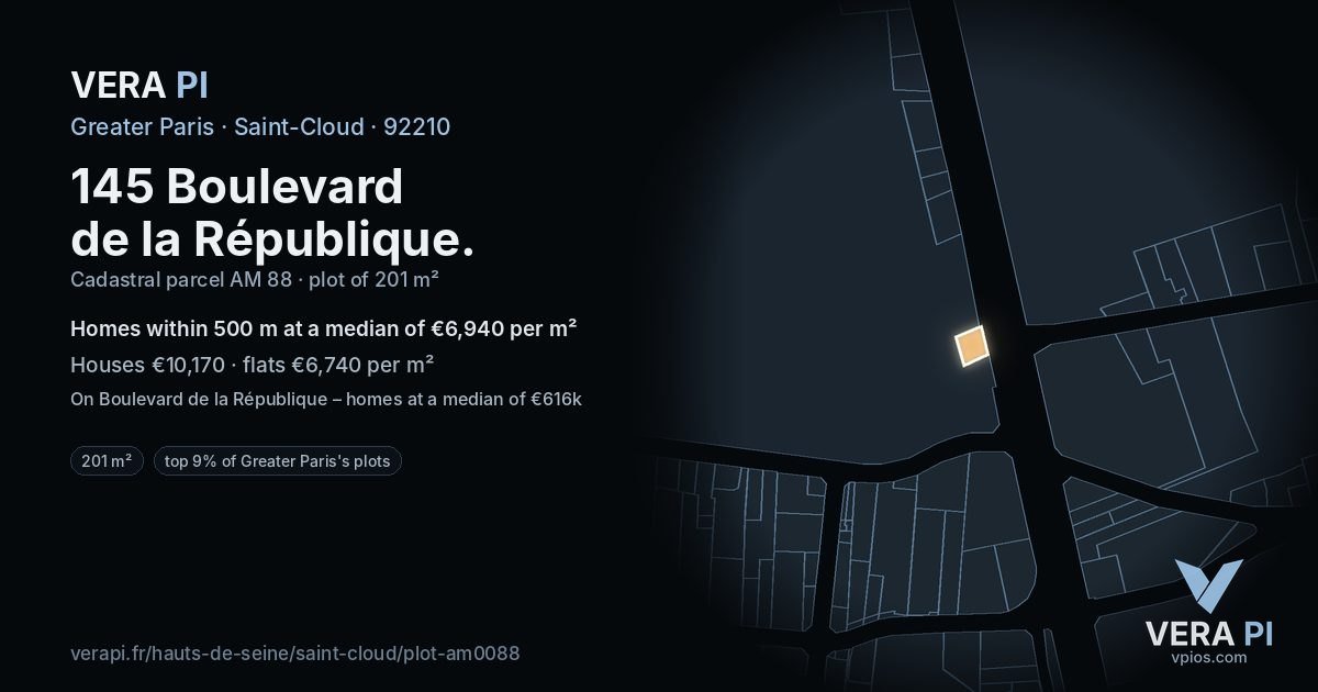 145 Boulevard de la République, Saint-Cloud at night – the plot lit, the parcels around coloured by the prices near them