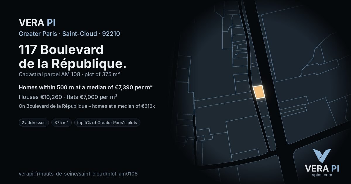 117 Boulevard de la République, Saint-Cloud at night – the plot lit, the parcels around coloured by the prices near them