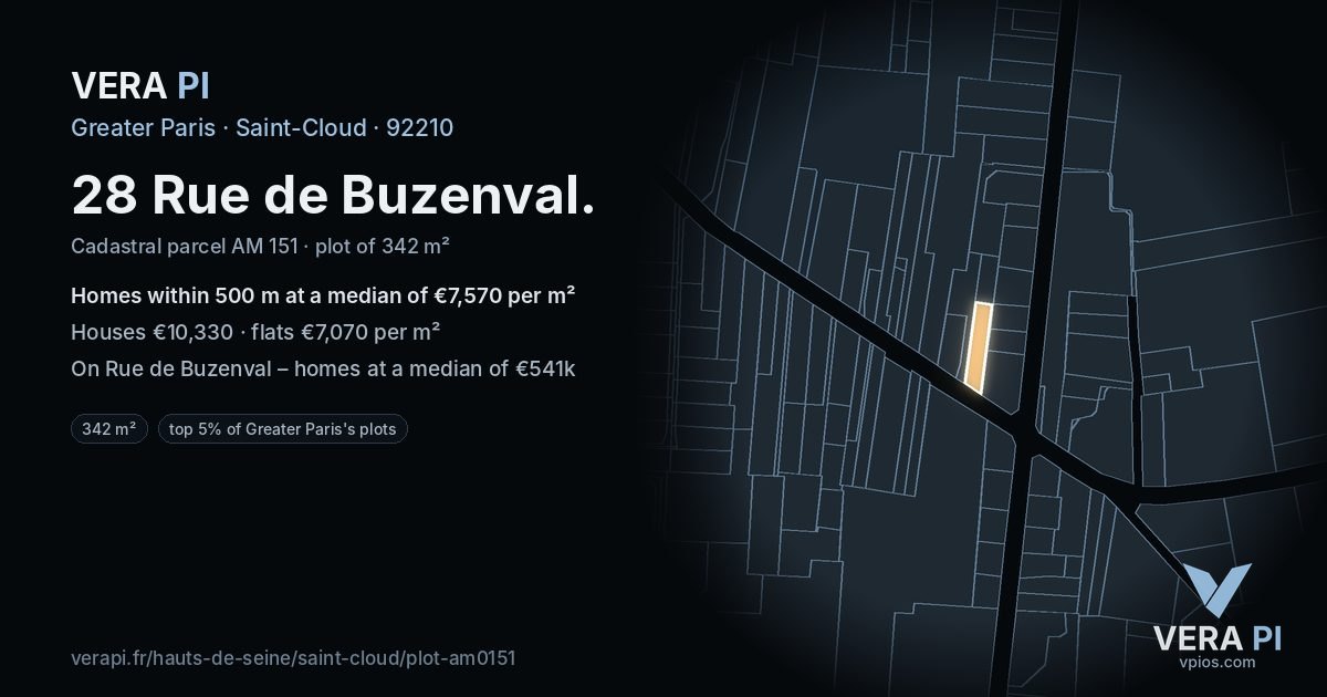 28 Rue de Buzenval, Saint-Cloud at night – the plot lit, the parcels around coloured by the prices near them
