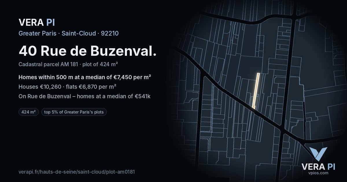 40 Rue de Buzenval, Saint-Cloud at night – the plot lit, the parcels around coloured by the prices near them
