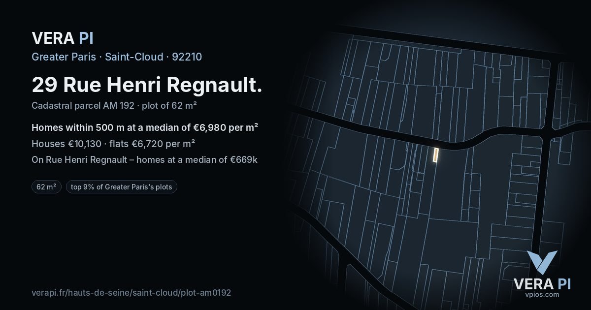 29 Rue Henri Regnault, Saint-Cloud at night – the plot lit, the parcels around coloured by the prices near them