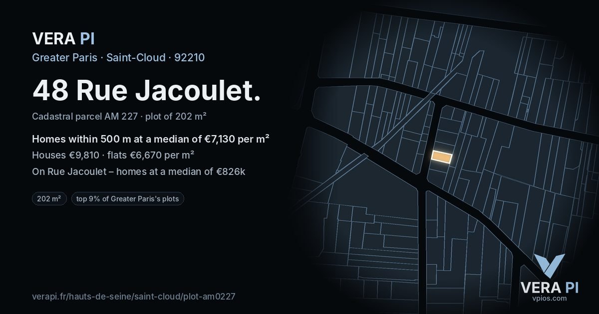 48 Rue Jacoulet, Saint-Cloud at night – the plot lit, the parcels around coloured by the prices near them