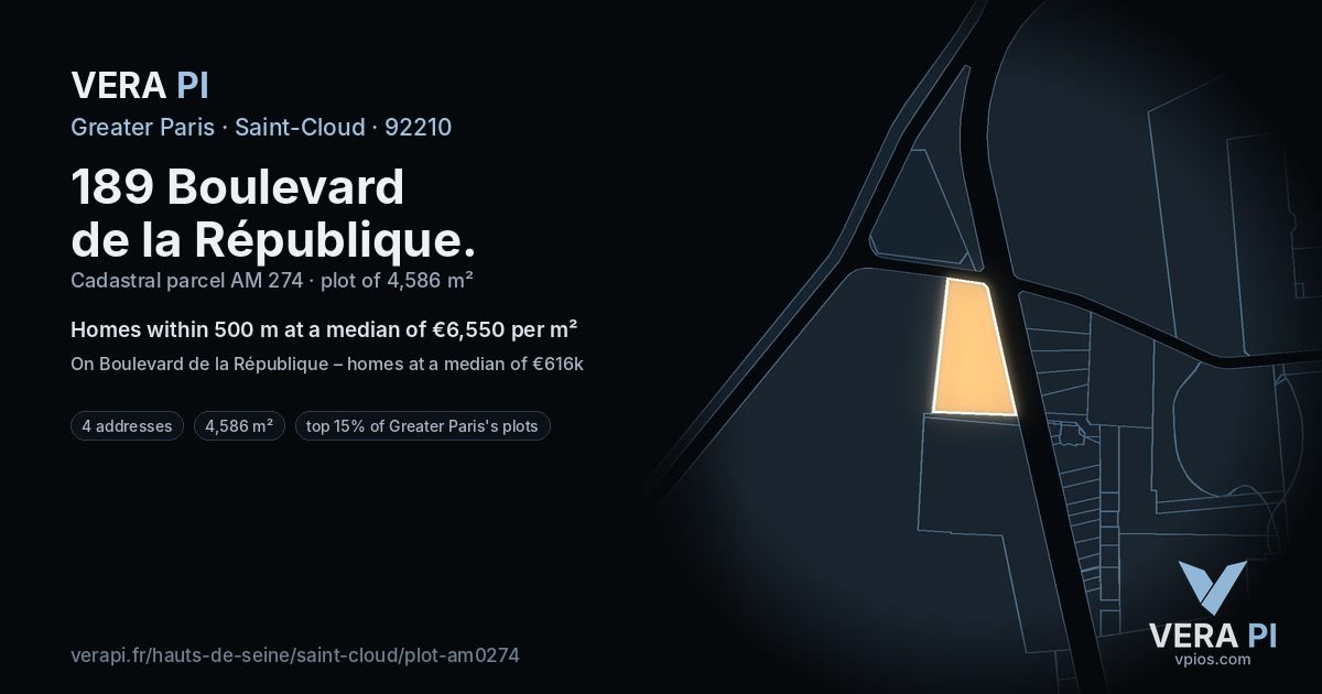 189 Boulevard de la République, Saint-Cloud at night – the plot lit, the parcels around coloured by the prices near them
