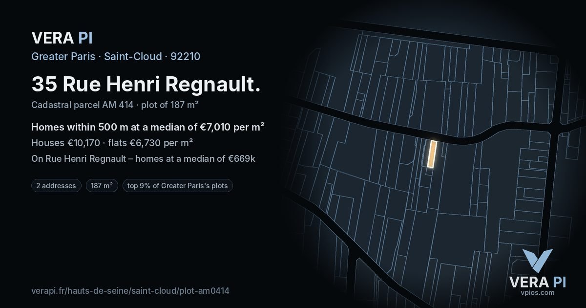 35 Rue Henri Regnault, Saint-Cloud at night – the plot lit, the parcels around coloured by the prices near them
