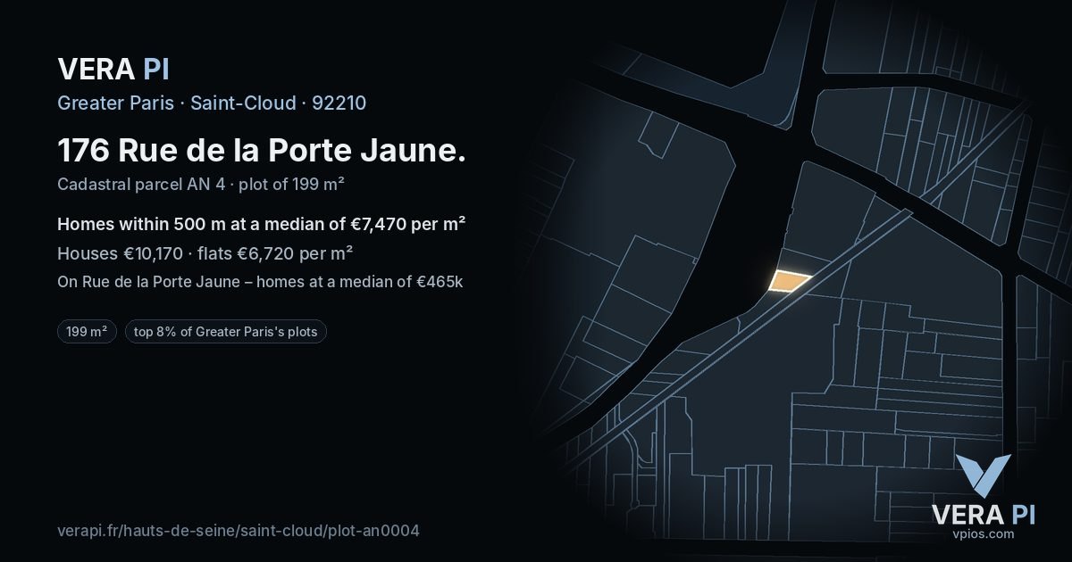 176 Rue de la Porte Jaune, Saint-Cloud at night – the plot lit, the parcels around coloured by the prices near them