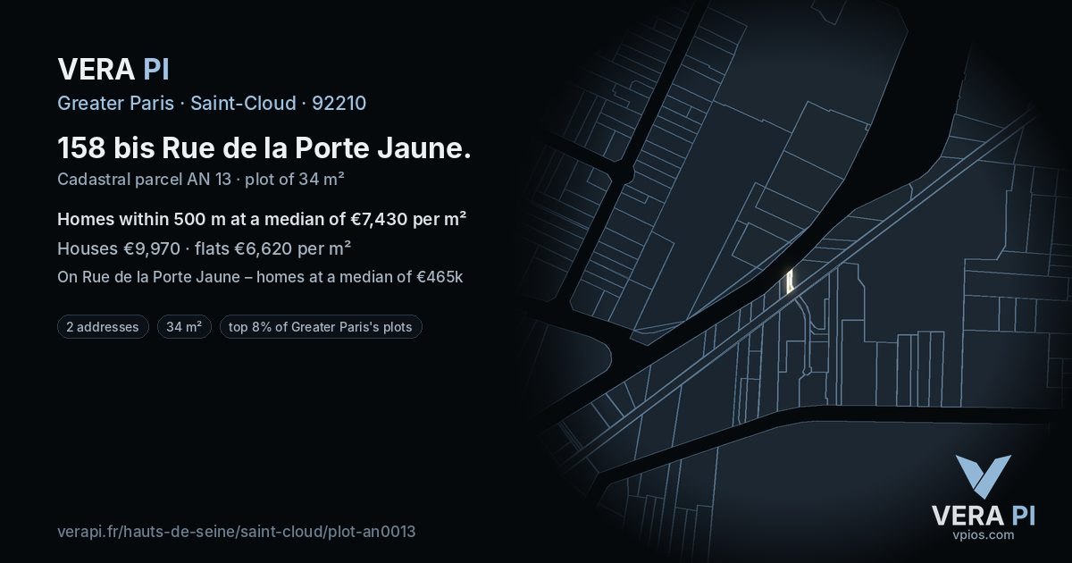 158 bis Rue de la Porte Jaune, Saint-Cloud at night – the plot lit, the parcels around coloured by the prices near them