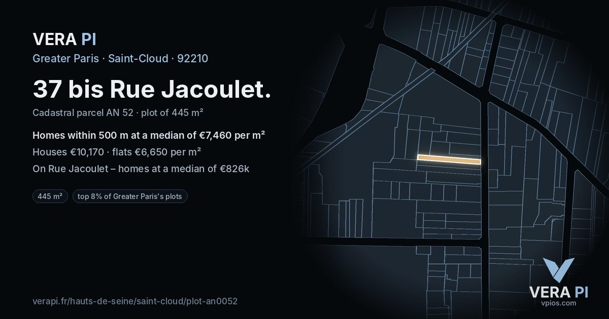 37 bis Rue Jacoulet, Saint-Cloud at night – the plot lit, the parcels around coloured by the prices near them