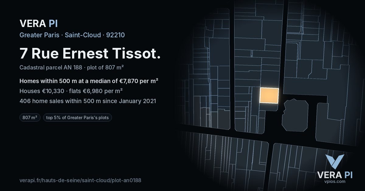 7 Rue Ernest Tissot, Saint-Cloud at night – the plot lit, the parcels around coloured by the prices near them