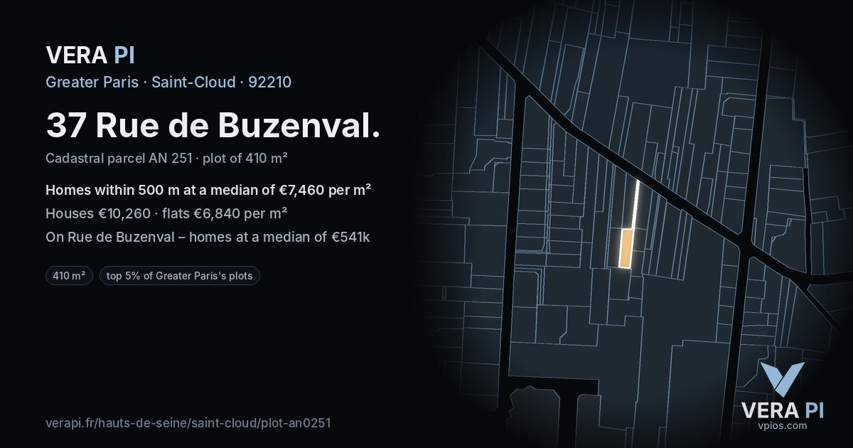 37 Rue de Buzenval, Saint-Cloud at night – the plot lit, the parcels around coloured by the prices near them